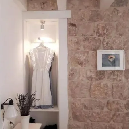 Ferienhaus Casa Ruben, Private Stone House Vis